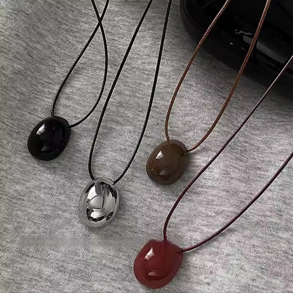Elegant Multi-Color Pendant Necklace Set